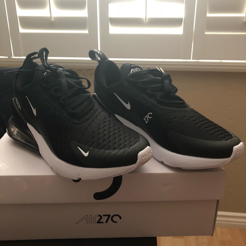 Nike Air Max 270